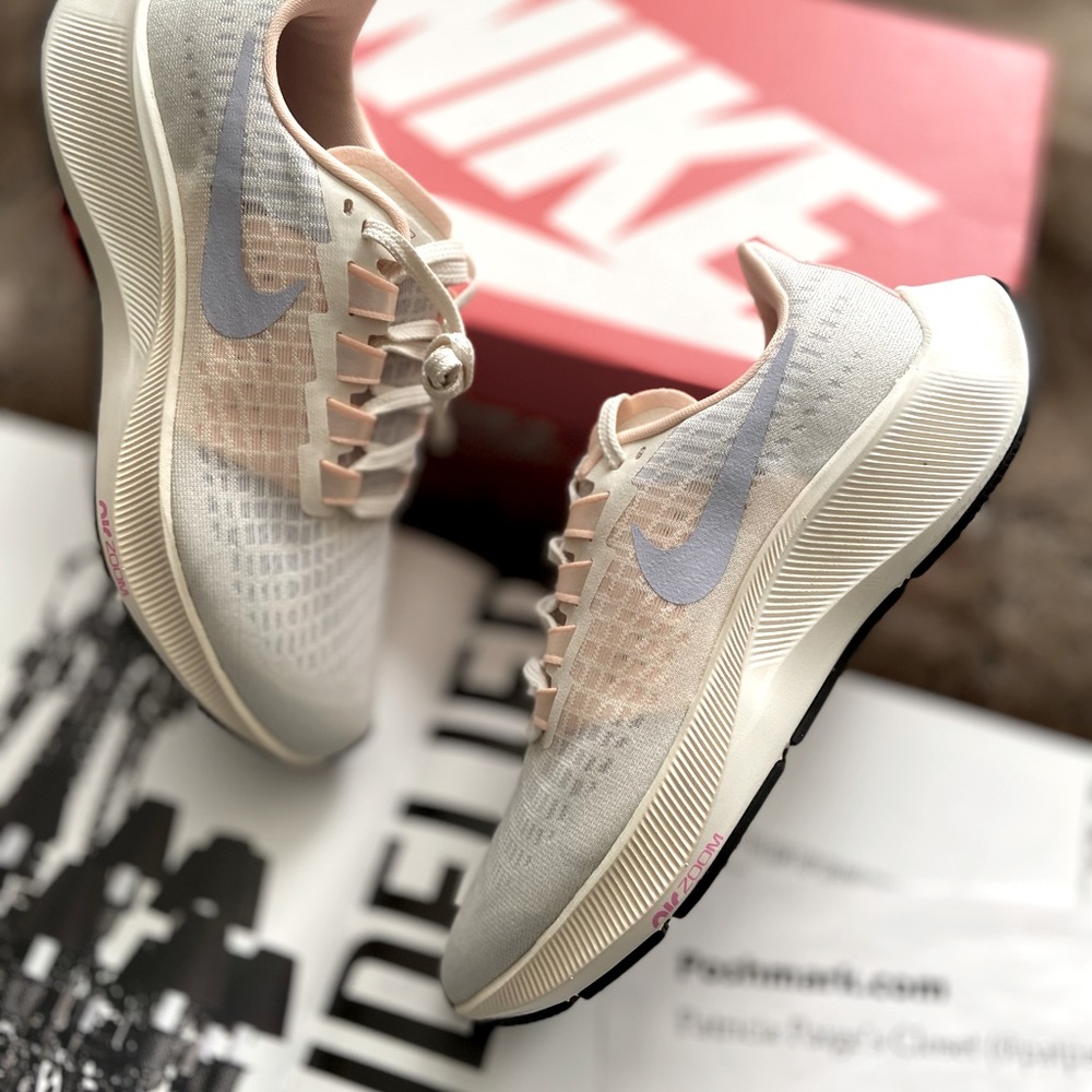 Nike Air Zoom Pegasus 37 - Picture 4 of 14